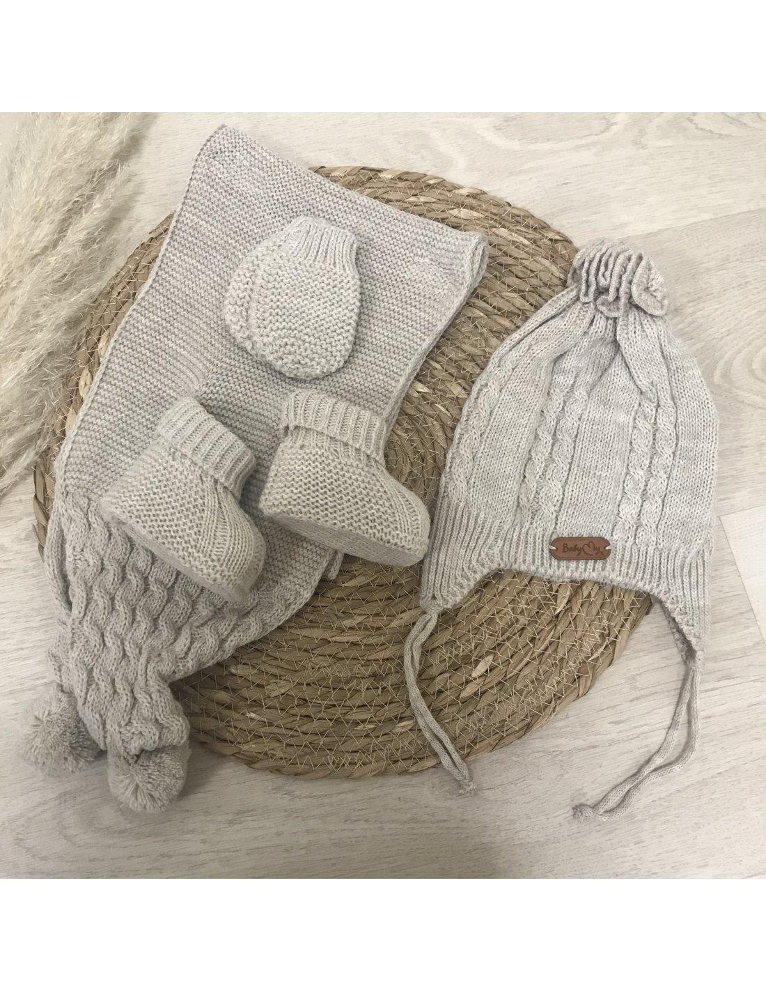 KIT NAISSANCE : couverture bébé + bonnet + chaussons + doudou