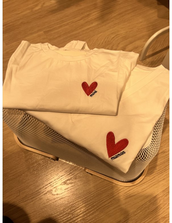 T-shirt petit coeur brodé Maman / Mini