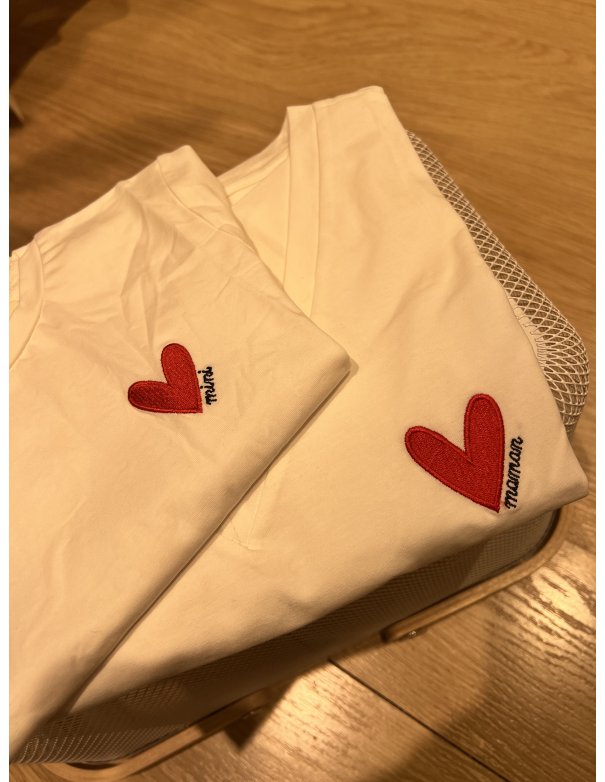 T-shirt petit coeur brodé Maman / Mini T-shirt petit coeur brodé Maman / Mini