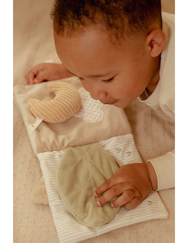 Livre d'activités tissu - Newborn -... Livre d'activités tissu - Newborn -...