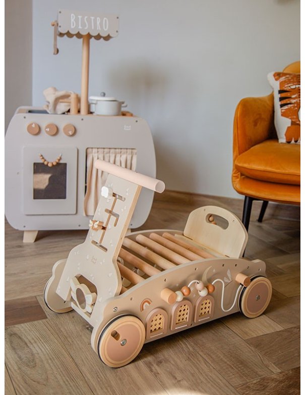 Jouet 3 en 1 - chariot, balançoire et porteur bébé en bois - Nougat - Label Label