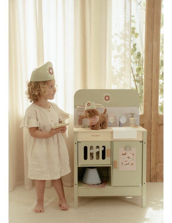 Cabinet de vétérinaire en bois -... Cabinet de vétérinaire en bois -...