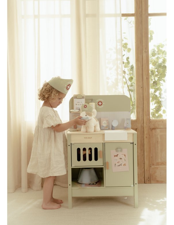 Cabinet de vétérinaire en bois -... Cabinet de vétérinaire en bois -...