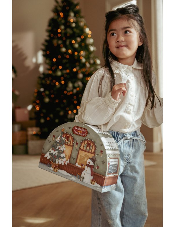 Calendrier de l'avent avec circuit de train - Little Dutch