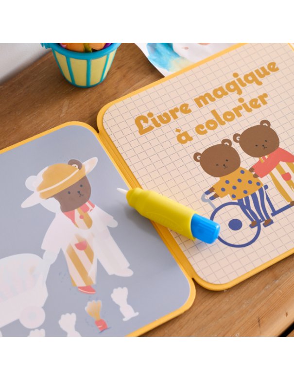 Livre de coloriages magiques à l'eau...