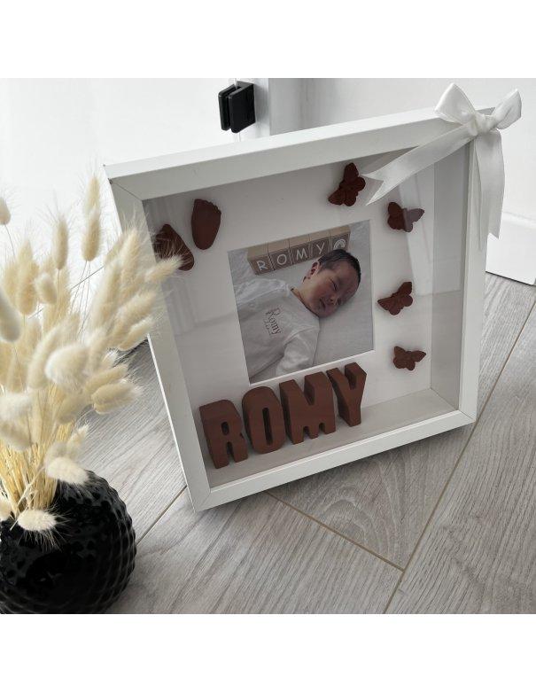 Cadre cubique personnalisé