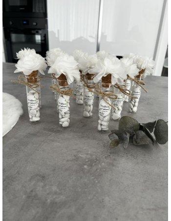 Fiole de dragées avec fleur de tulle