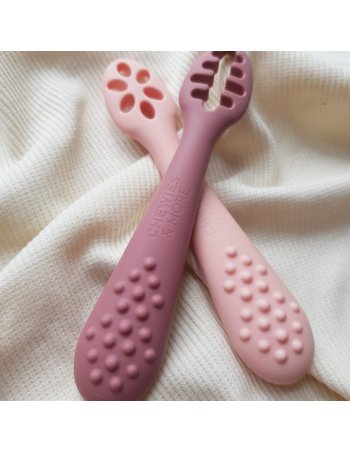 Cuillère d'apprentissage en silicone - lot de 2 - BLUSH - Chewies and more 2