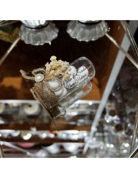Dragée en fiole en verre