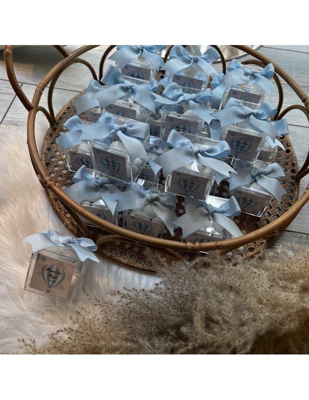 Dragées en boîte cubique thème montgolfière