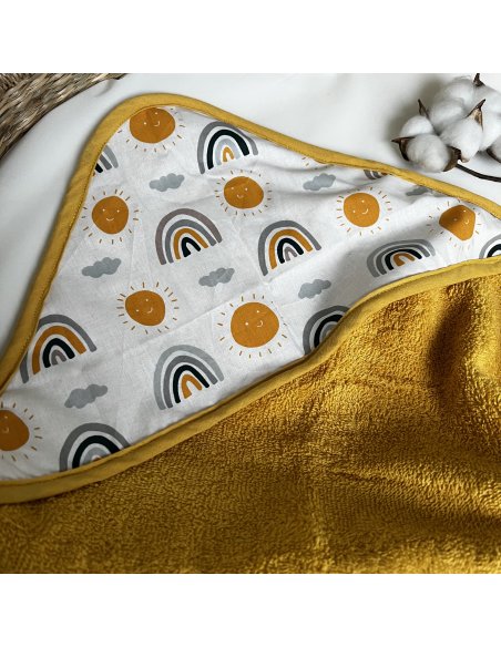 Cape de bain arc-en-ciel moutarde fait main