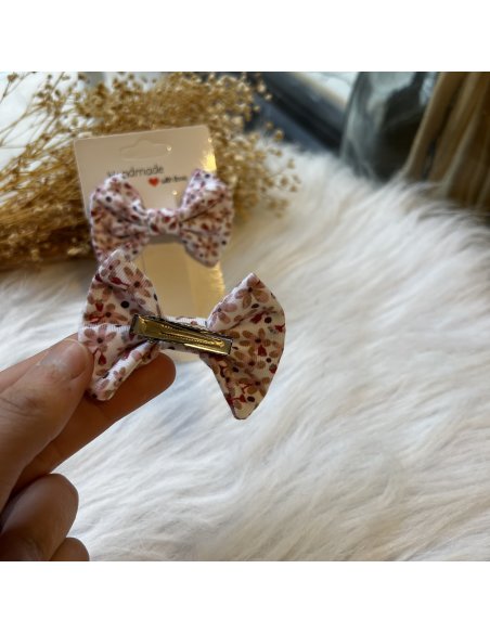Lot de 2 barrettes à cheveux petites fleurs Lot de 2 barrettes à cheveux petites fleurs