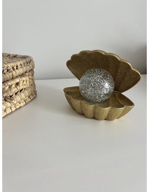 Lampe coquillage à paillettes dorées