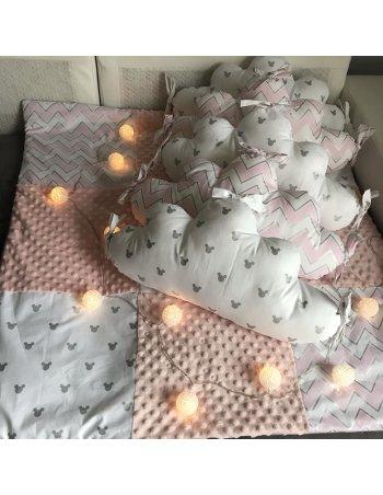 Tour de lit nuage rose / blanc détail argenté 2