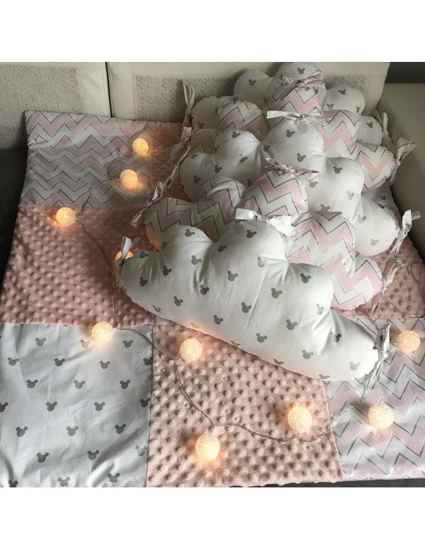 Tour de lit nuage rose / blanc détail argenté