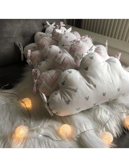 Tour de lit nuage rose / blanc détail argenté