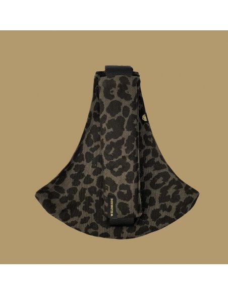 Porte bébé léopard gris