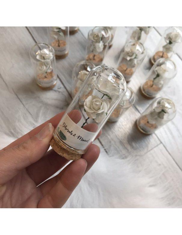 Fiole de rose en verre