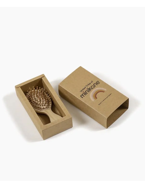 Brosse à cheveux en bois pour poupée Gordis Minikane